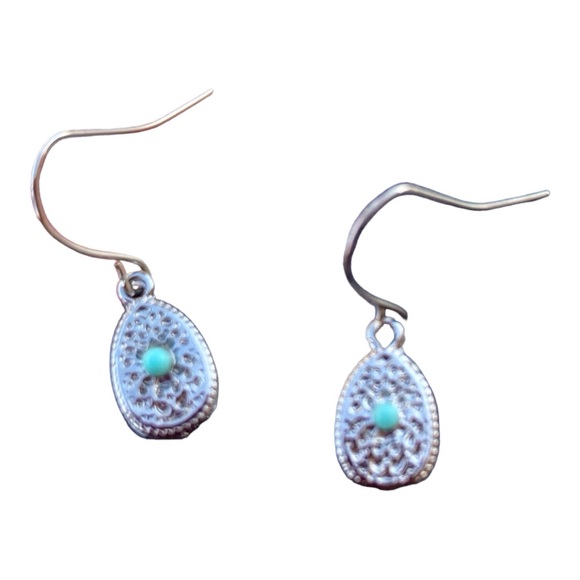 Dangle Earrings Wire pierced Silver Plastic faux turquoise bead 1/2” - Picture 3 of 3